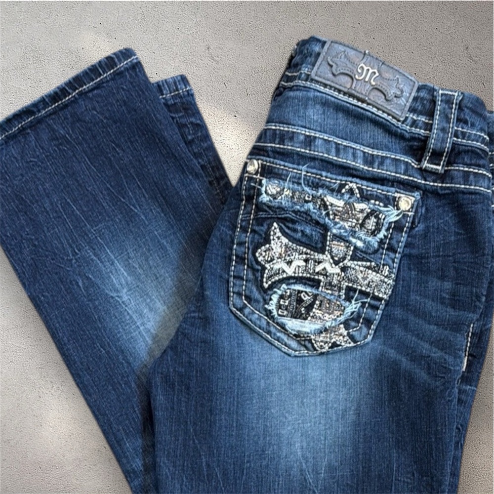 Miss Me Mid Rise Easy Cropped Stretch Jean